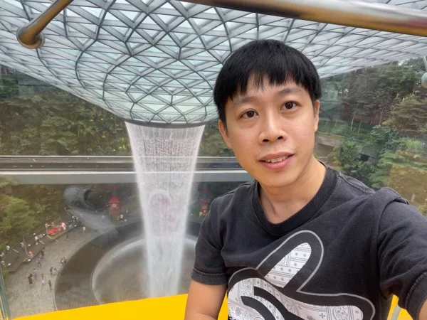 Junda, the property agent behind PropertyNoob